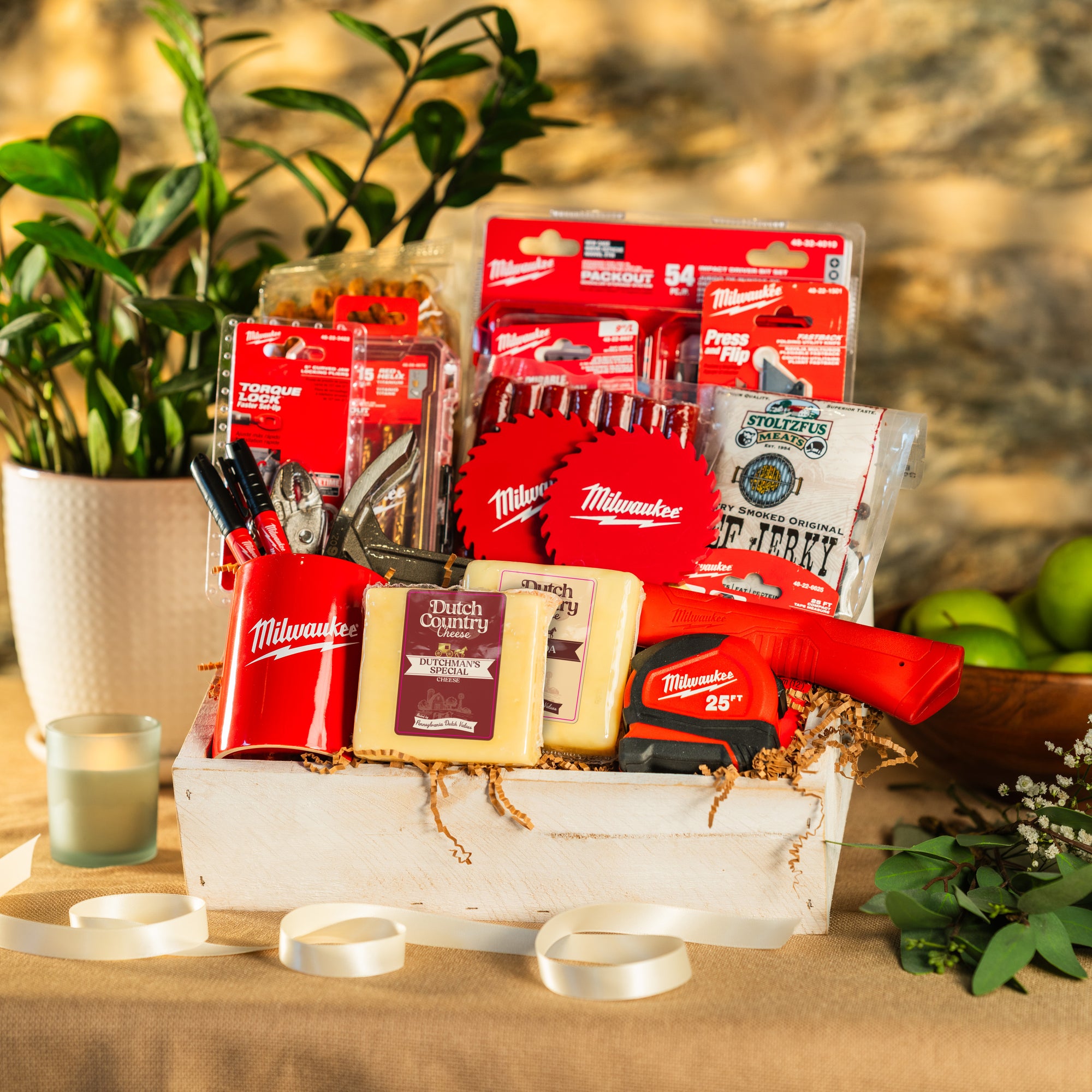 Milwaukee Ultimate Gift Crate
